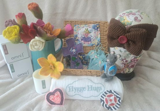 I craft flowers, headbands and more